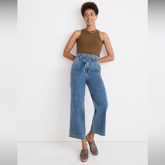 Madewell Denim - Madewell Paperbag Classic Straight Jeans in Bygrove Wash size 31